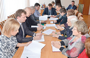 Заседание антинаркотической комиссии под председательством К.С. Доморовского.