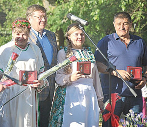 В.И. Борзенко: награды – достойным.