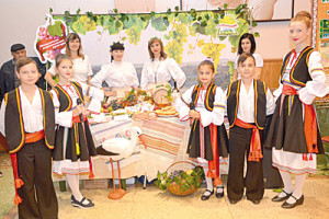 Фестиваль национальных культур в РДК «Факел» 6 ноября 2018 года.