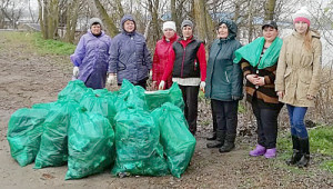 Старочеркасцы привели в порядок береговую линию Дона.