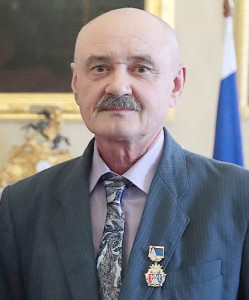 С.Э. Паринов.