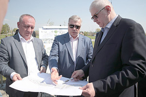 Фото-к-тексту-2Губернатор-потребовал-ускорить-создание-Старочеркасского-парка_