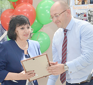 Благодарственное письмо – А.В. Леденевой.