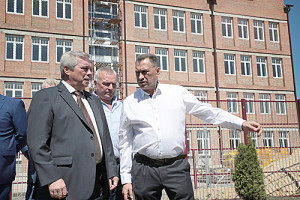 Фото-к-тексту-Реконструкция-гимназии-в-г.Гуково